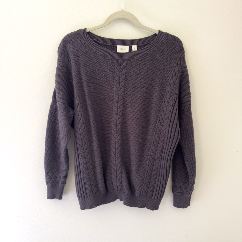 Cyrus Women's Sweater in Dark Gray